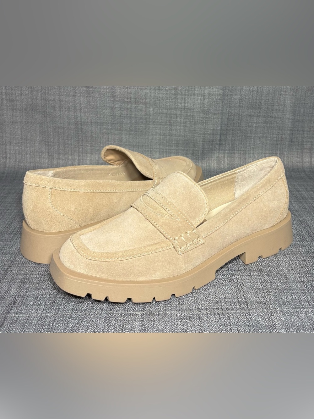 Dolce Vita Elias Lug Sole Suede Loafers Size 9.5
